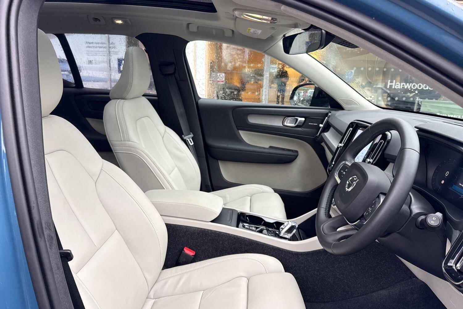 Used Volvo XC40 2025 for sale - 76596946: Photo 26