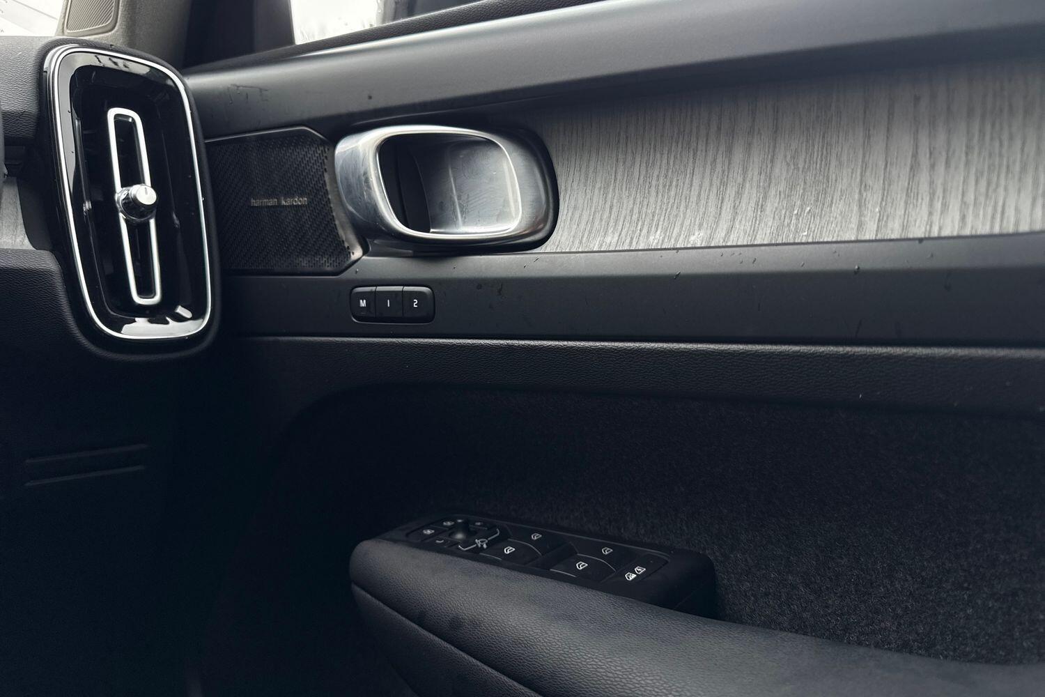 Used Volvo XC40 2022 for sale - 77278548: Photo 42