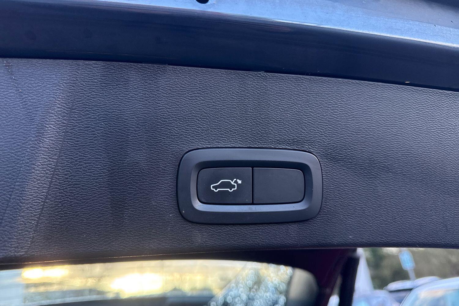 Used Volvo XC40 2020 for sale - 77633765: Photo 21