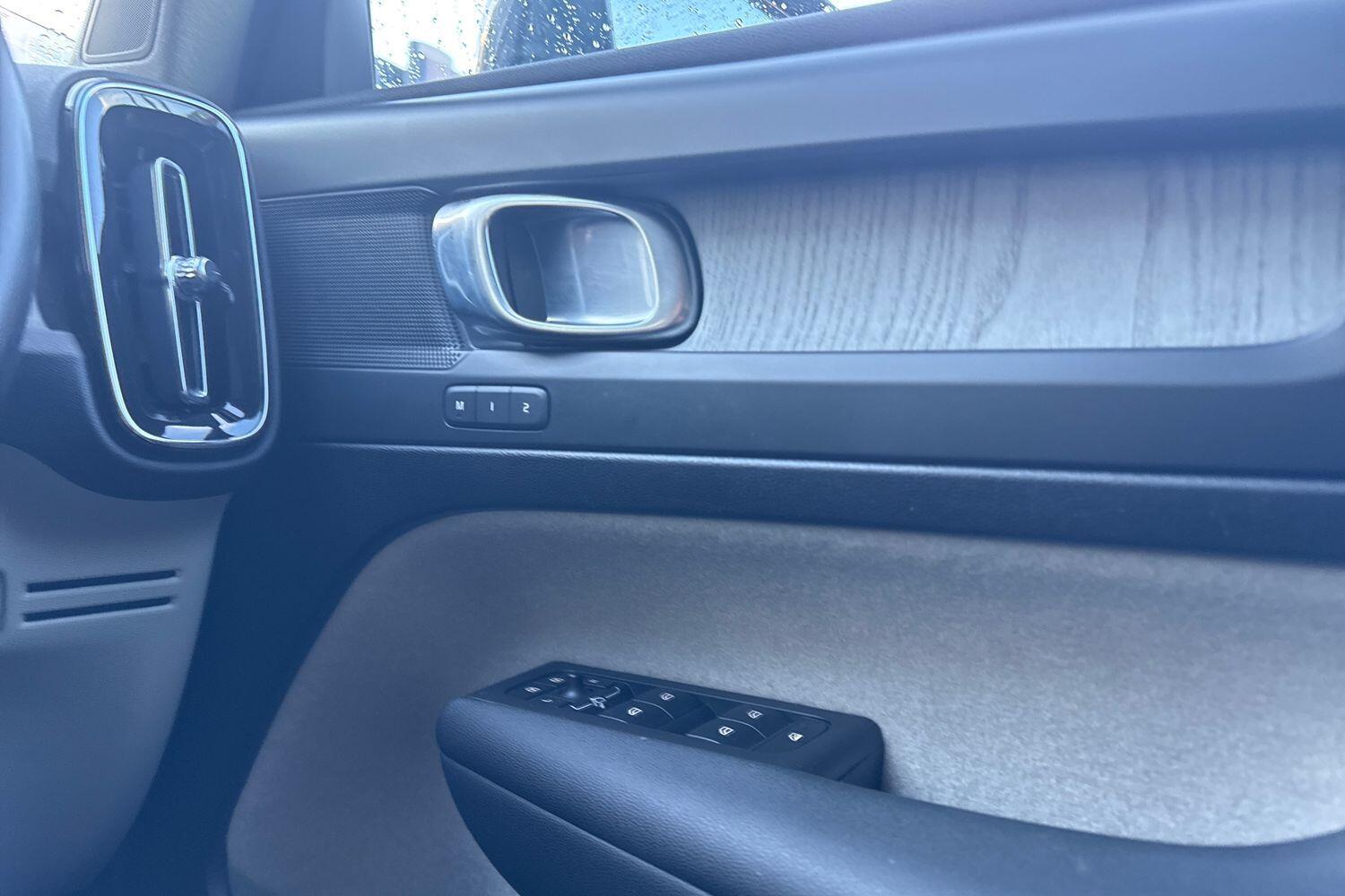 Used Volvo XC40 2020 for sale - 77633765: Photo 41