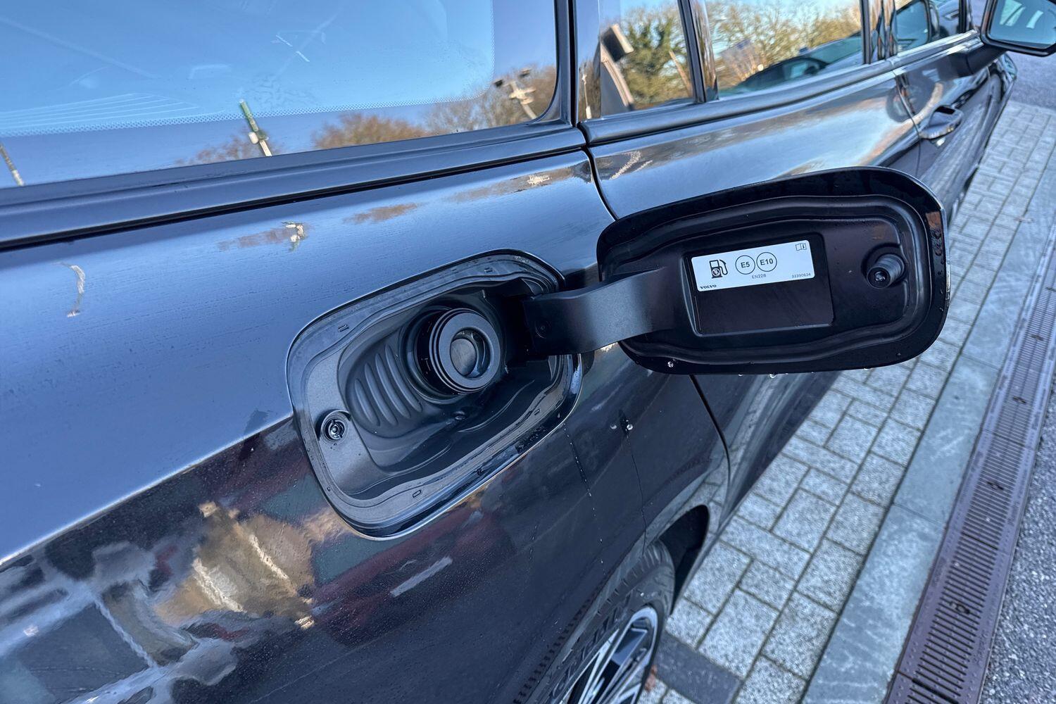 Used Volvo V60 for sale - 77215362: Photo 19