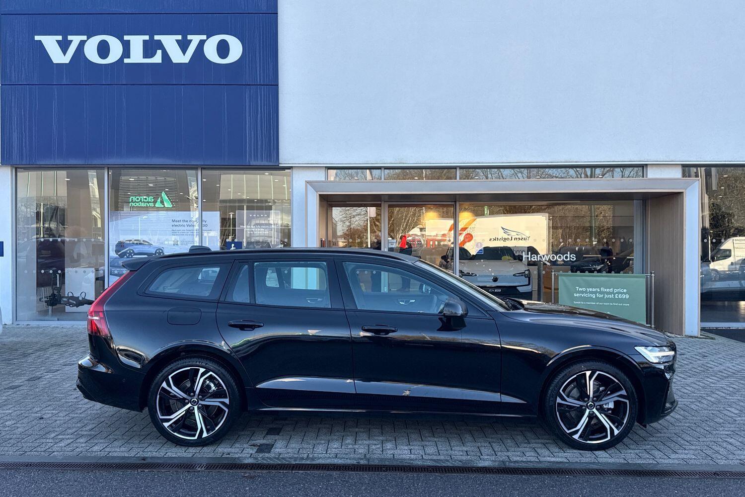Used Volvo V60 for sale - 77215362: Photo 2