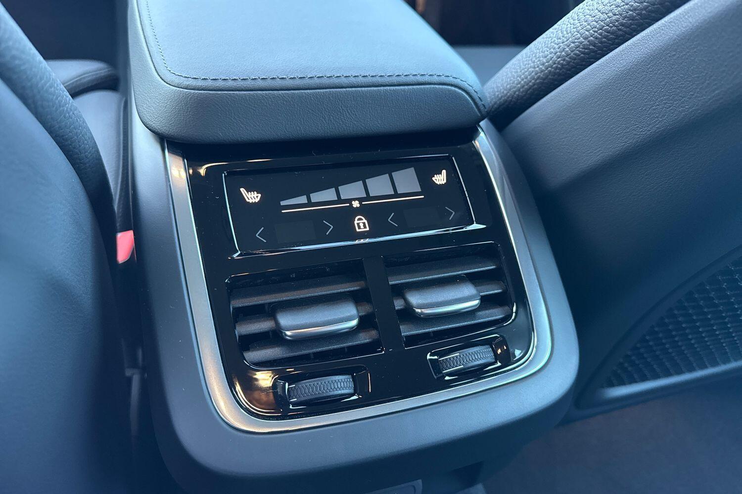 Used Volvo V60 for sale - 77215362: Photo 32