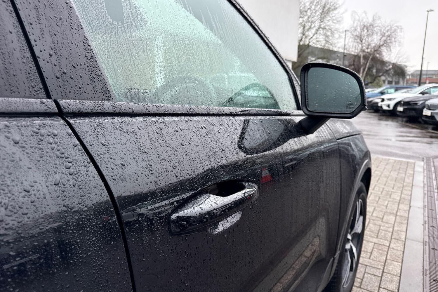 Used Volvo XC40 for sale - 77455310: Photo 17