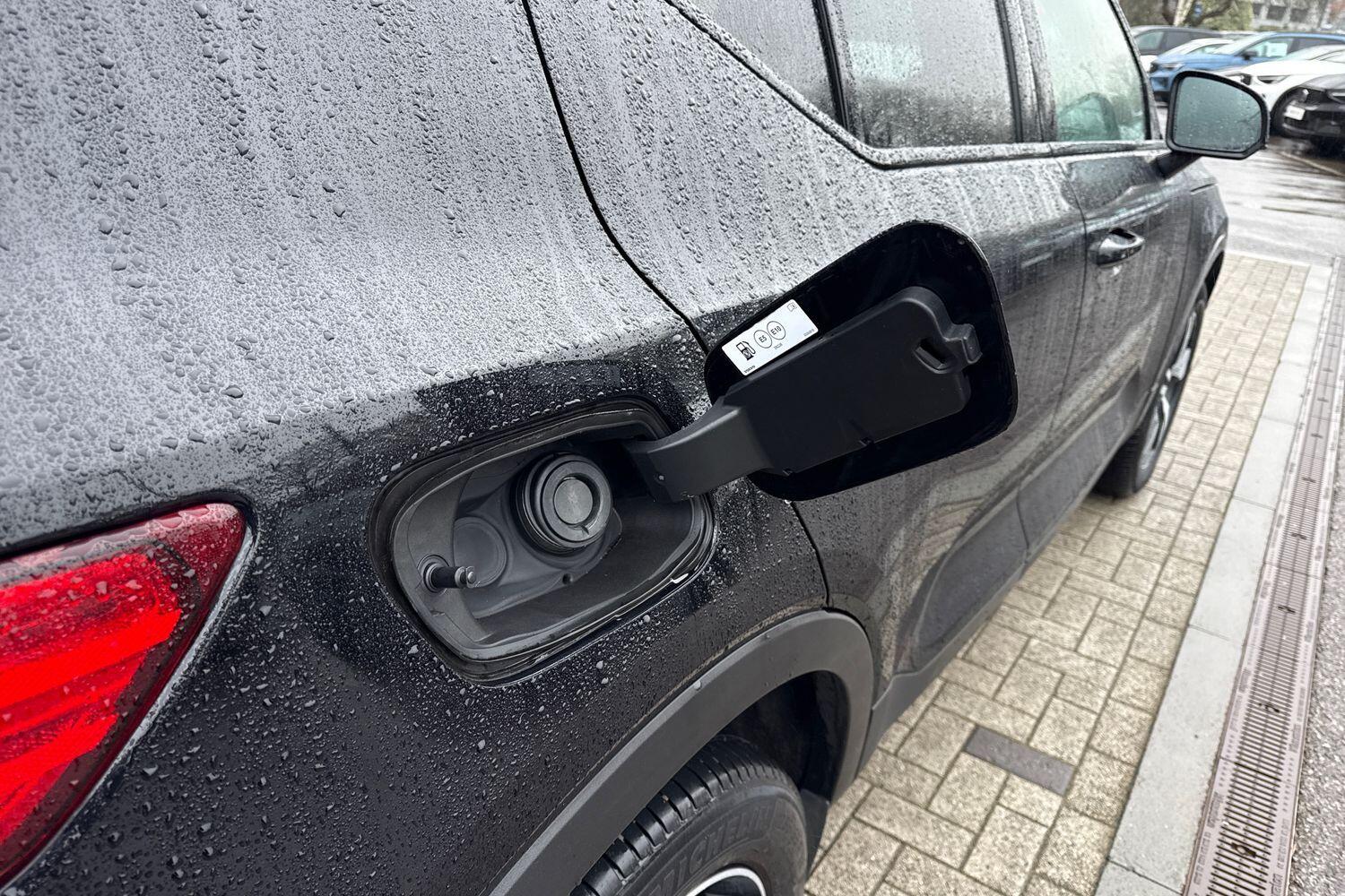 Used Volvo XC40 for sale - 77455310: Photo 19