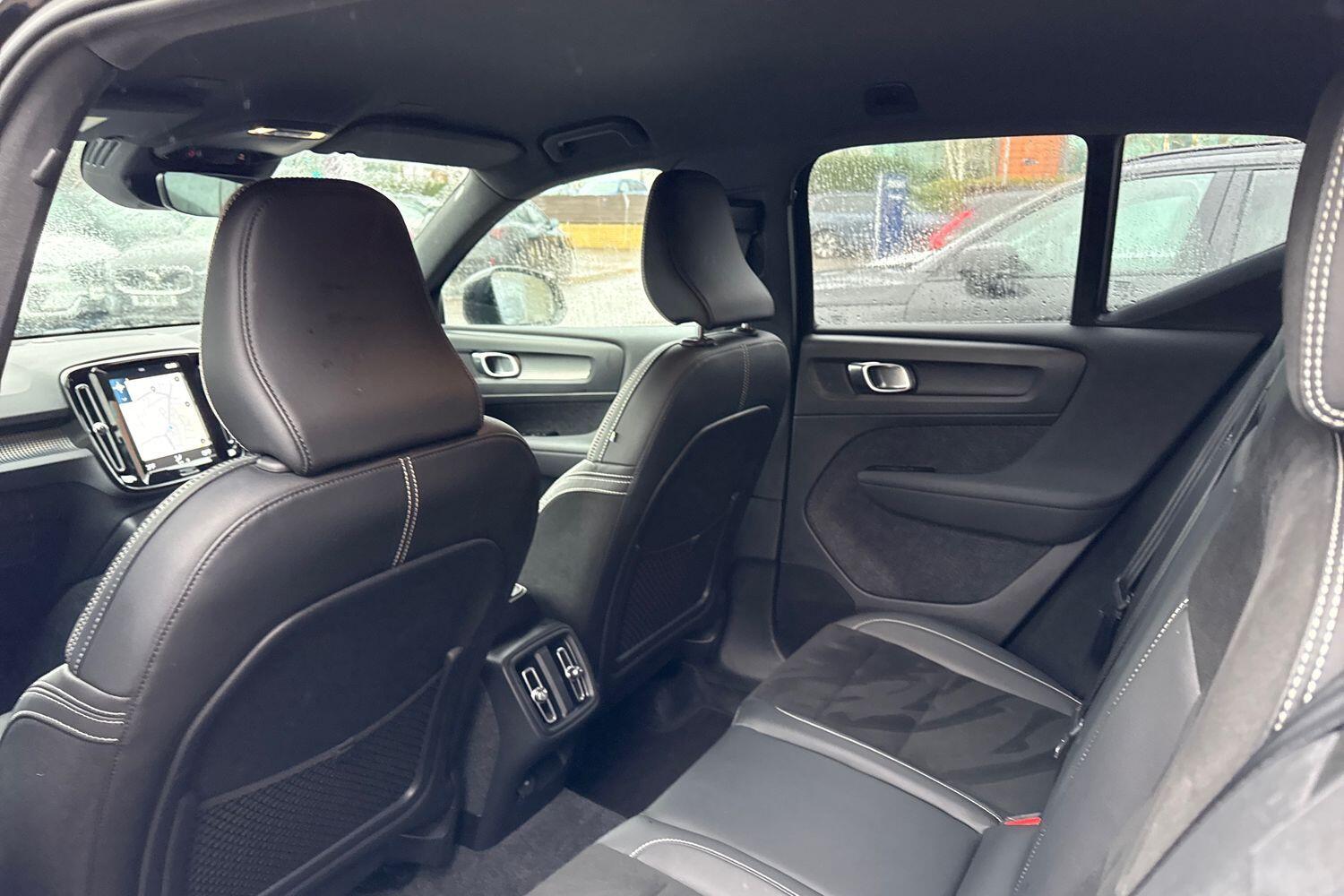 Used Volvo XC40 for sale - 77455310: Photo 31