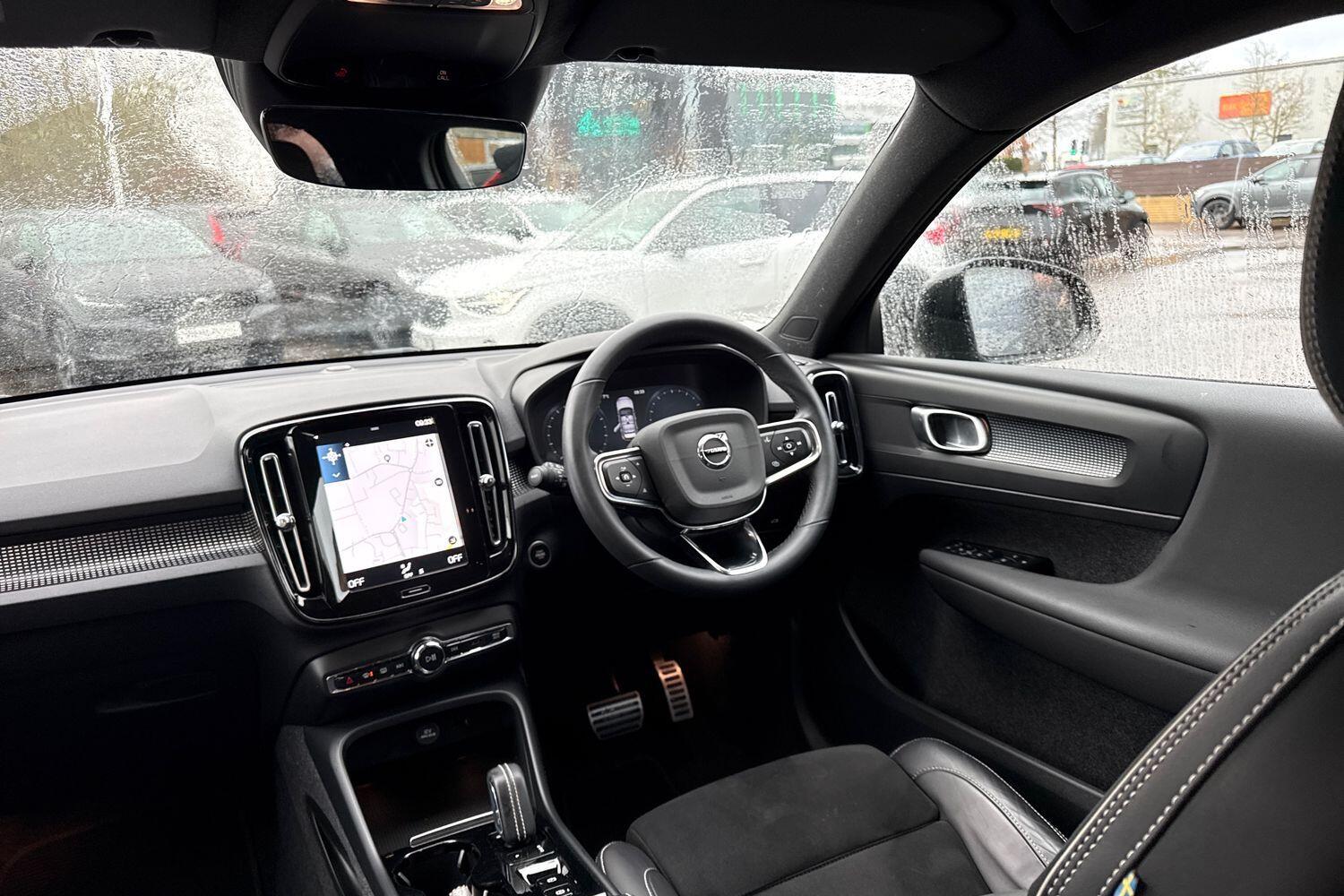 Used Volvo XC40 for sale - 77455310: Photo 33