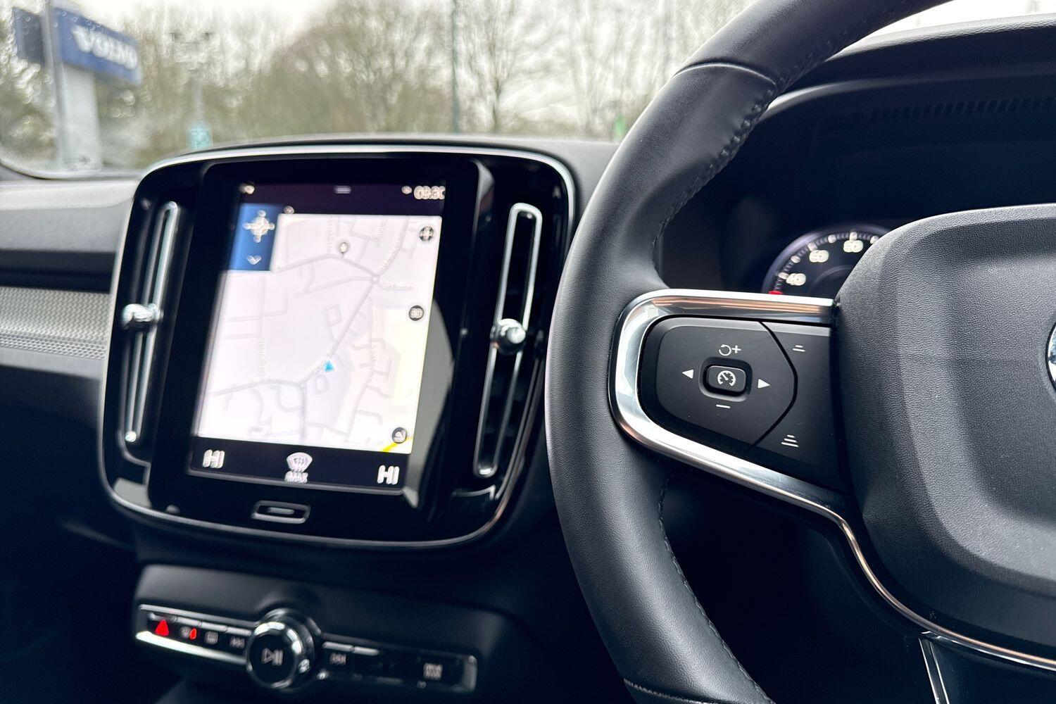 Used Volvo XC40 for sale - 77455310: Photo 36