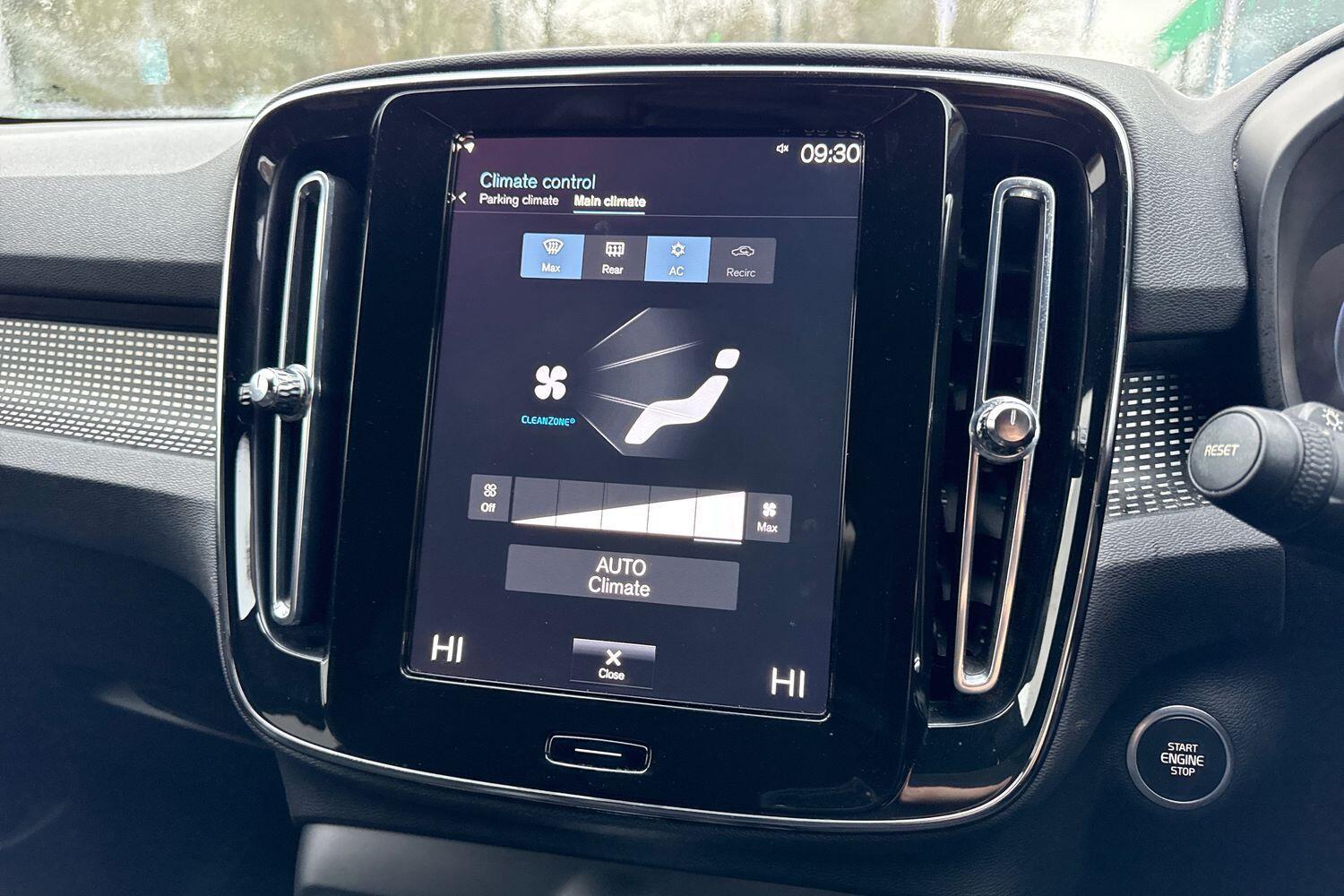 Used Volvo XC40 for sale - 77455310: Photo 38