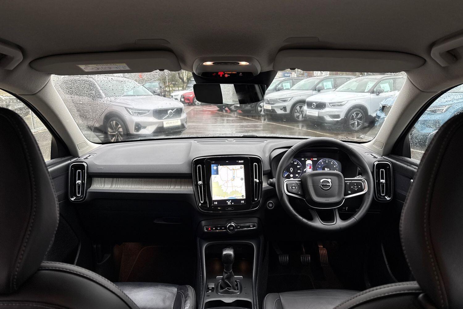 Used Volvo XC40 for sale - 77279702: Photo 3