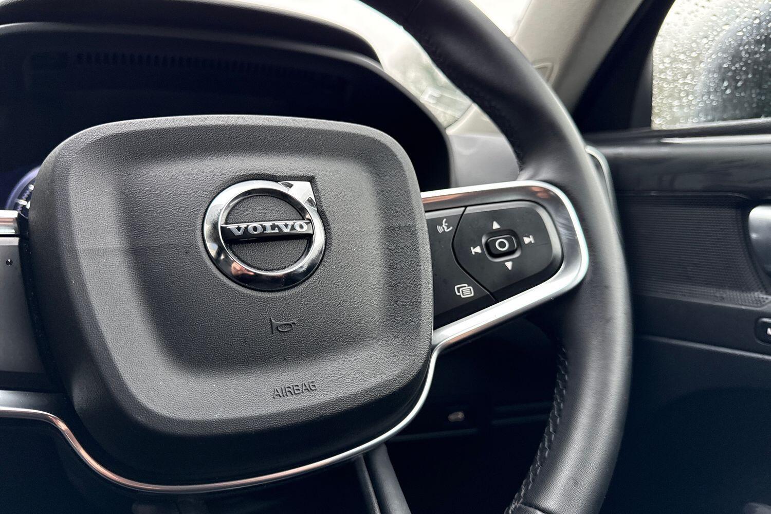 Used Volvo XC40 for sale - 77279702: Photo 37