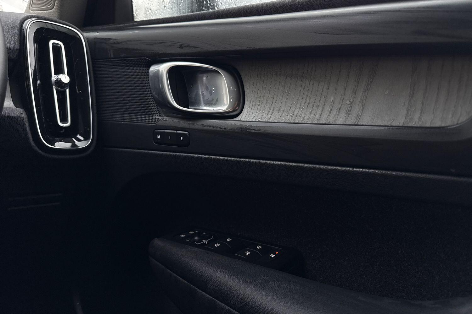 Used Volvo XC40 for sale - 77279702: Photo 39