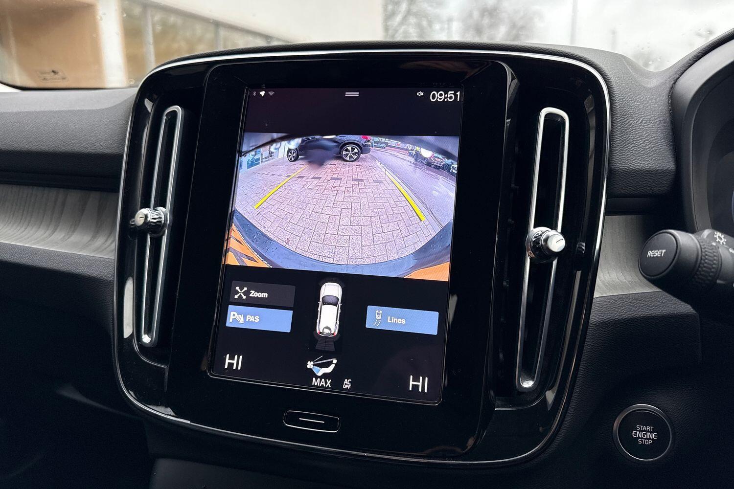 Used Volvo XC40 for sale - 77279702: Photo 4