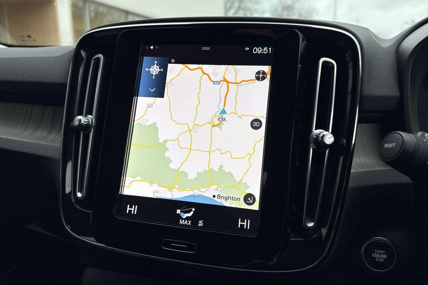 Used Volvo XC40 for sale - 77279702: Photo 5