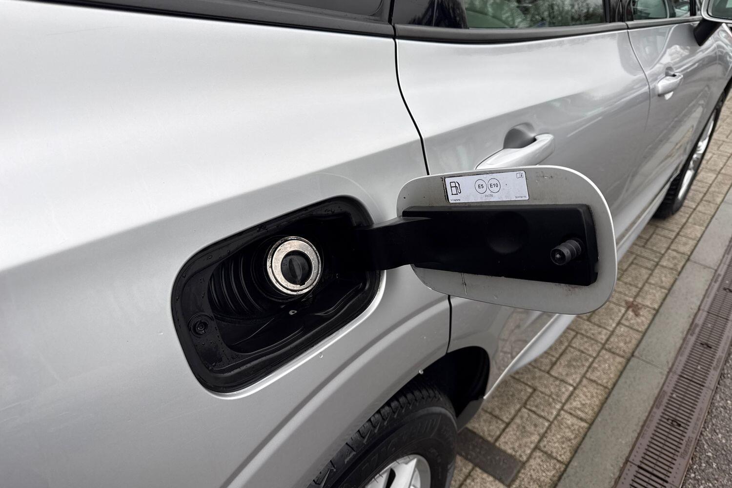 Used Volvo XC60 for sale - 77358796: Photo 19