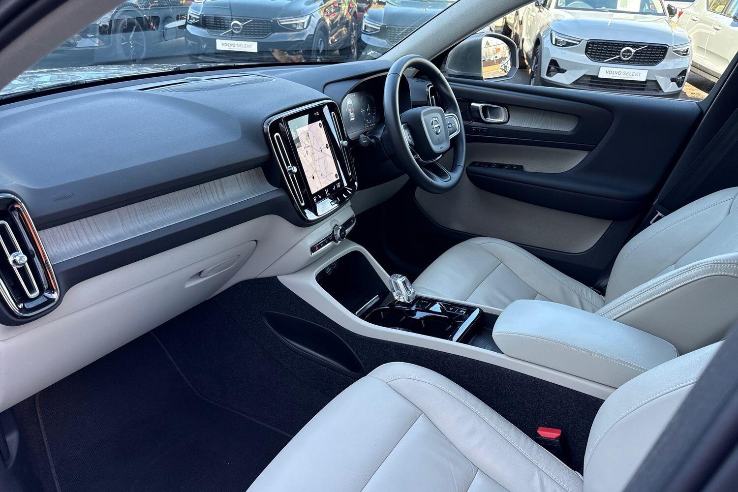 Used Volvo XC40 2022 for sale - 76360840: Photo 27