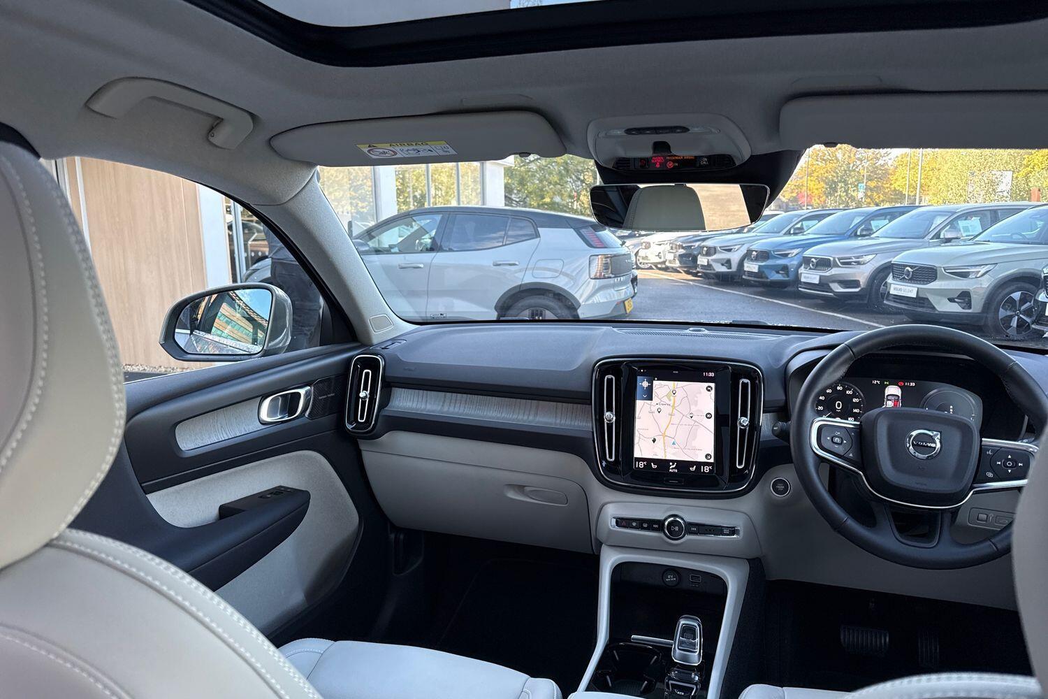 Used Volvo XC40 2022 for sale - 76360840: Photo 32