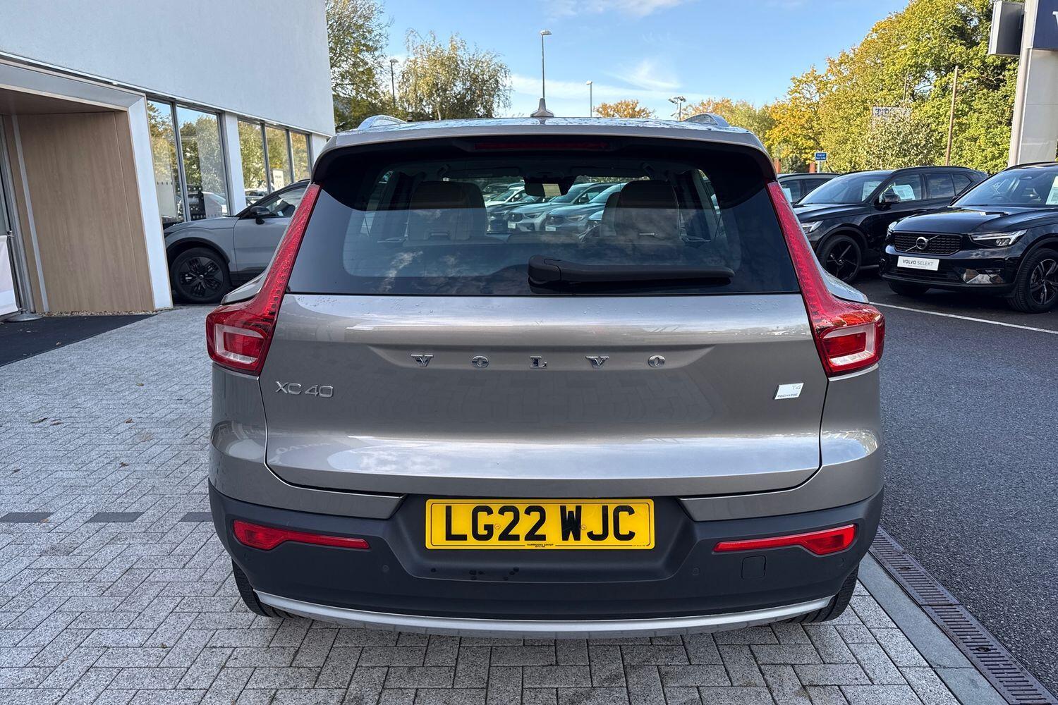 Used Volvo XC40 2022 for sale - 76360840: Photo 9