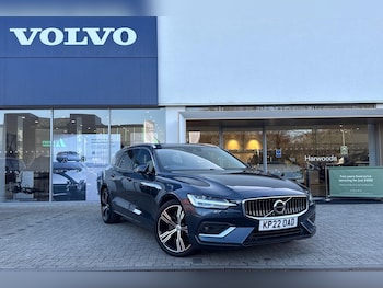 Used Volvo V60 2022 for sale - 77456393: Photo