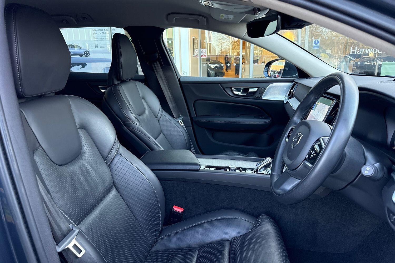 Used Volvo V60 2022 for sale - 77456393: Photo 26