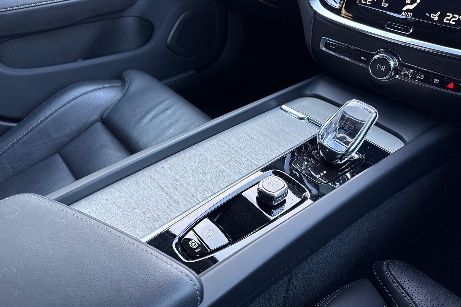 Used Volvo V60 2022 for sale - 77456393: Photo 43