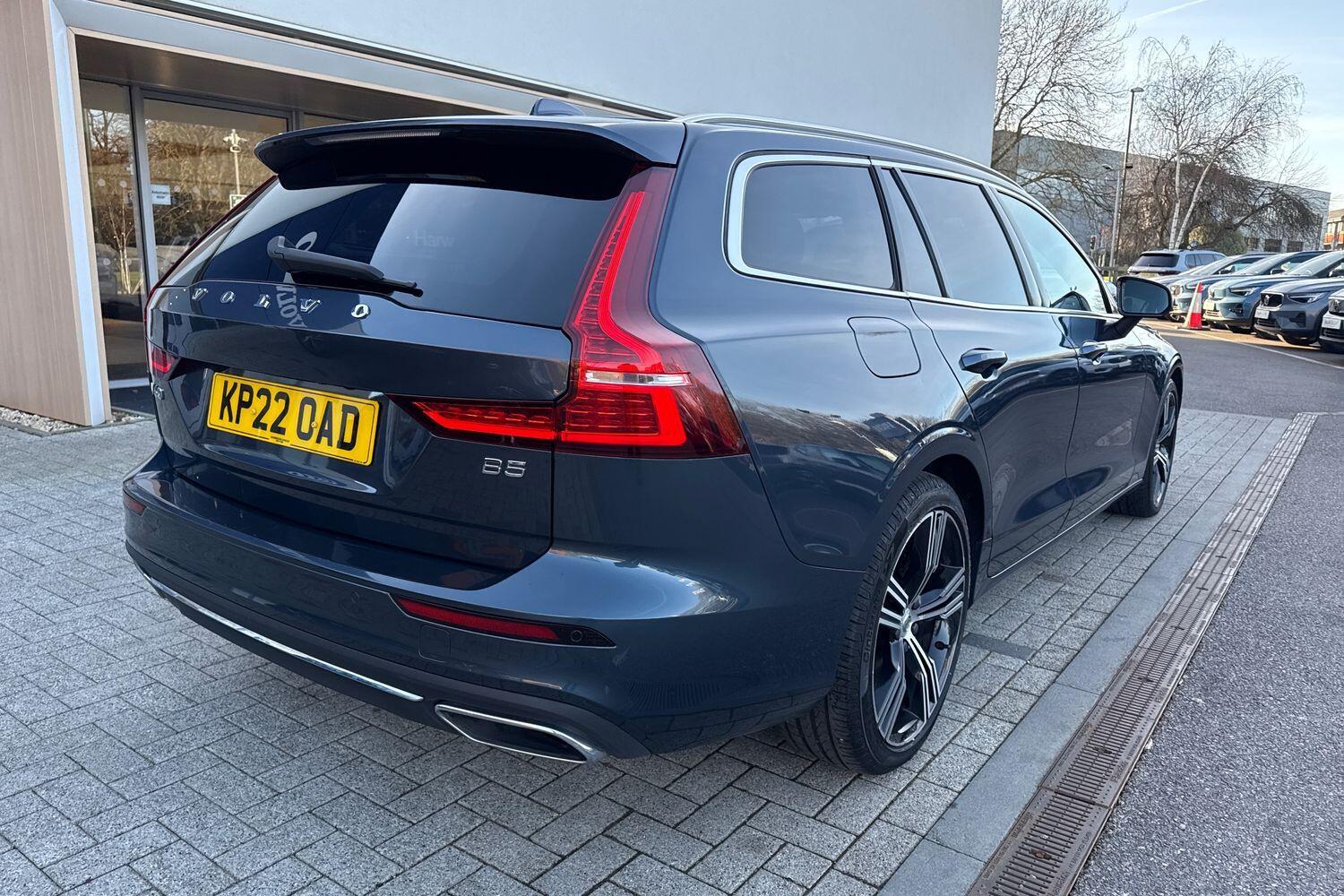 Used Volvo V60 2022 for sale - 77456393: Photo 8
