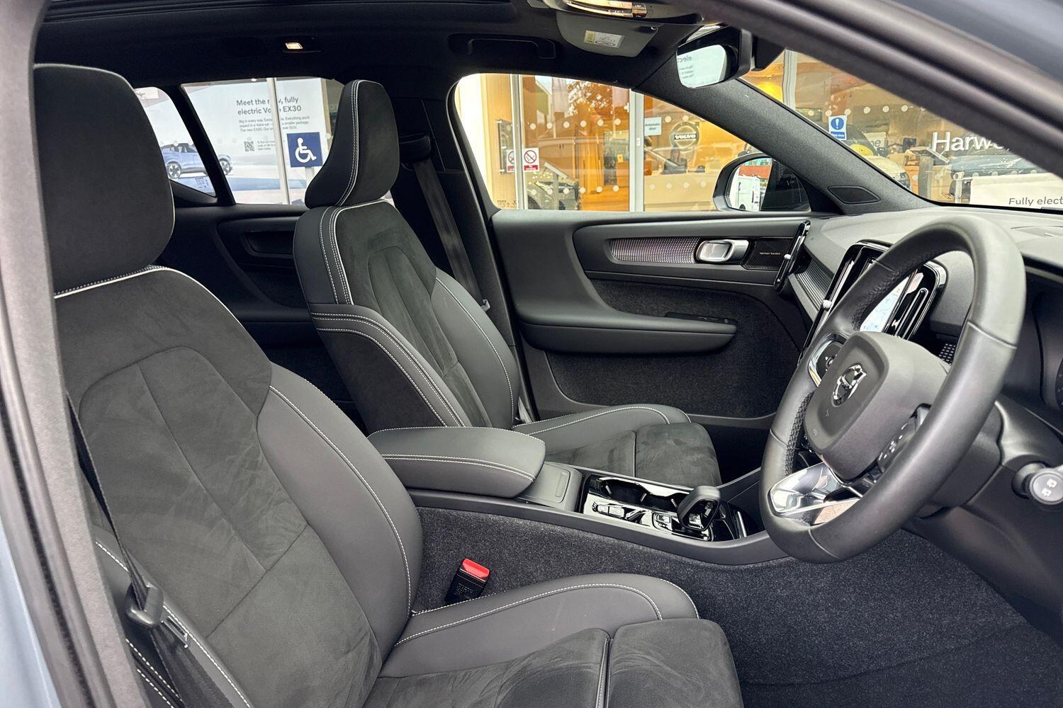 Used Volvo XC40 2022 for sale - 76294631: Photo 25