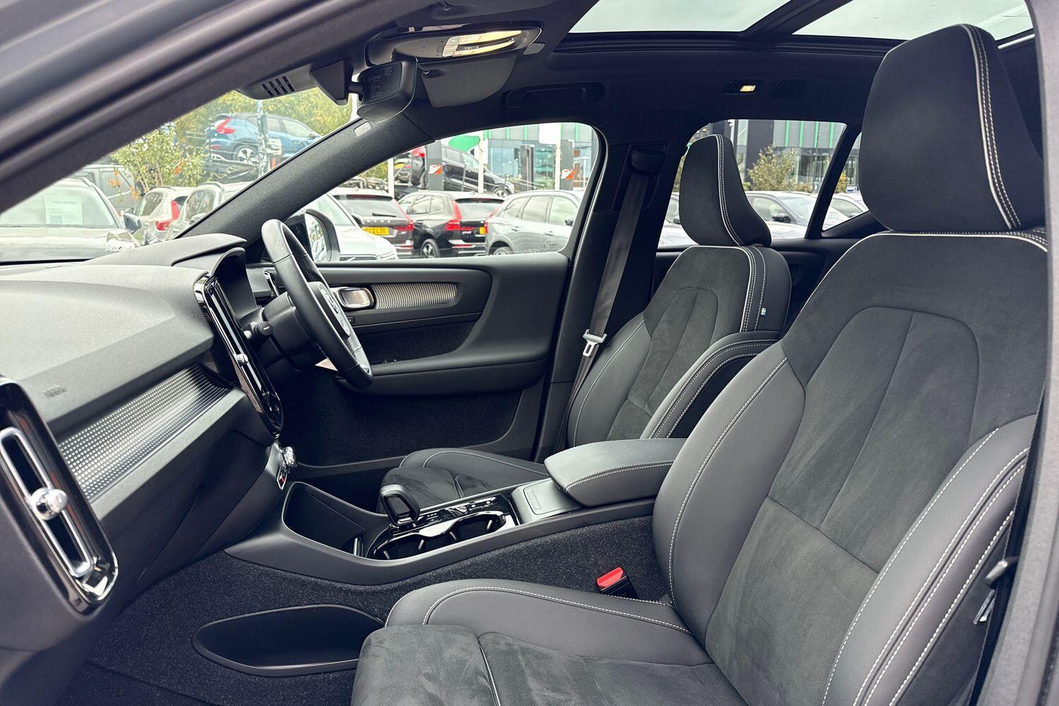 Used Volvo XC40 2022 for sale - 76294631: Photo 27