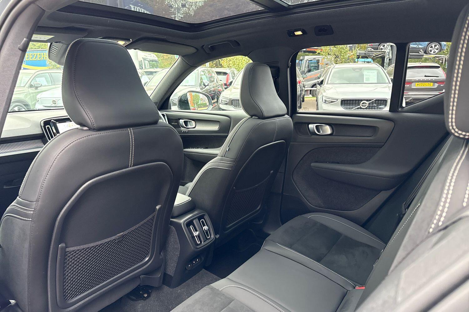 Used Volvo XC40 2022 for sale - 76294631: Photo 30