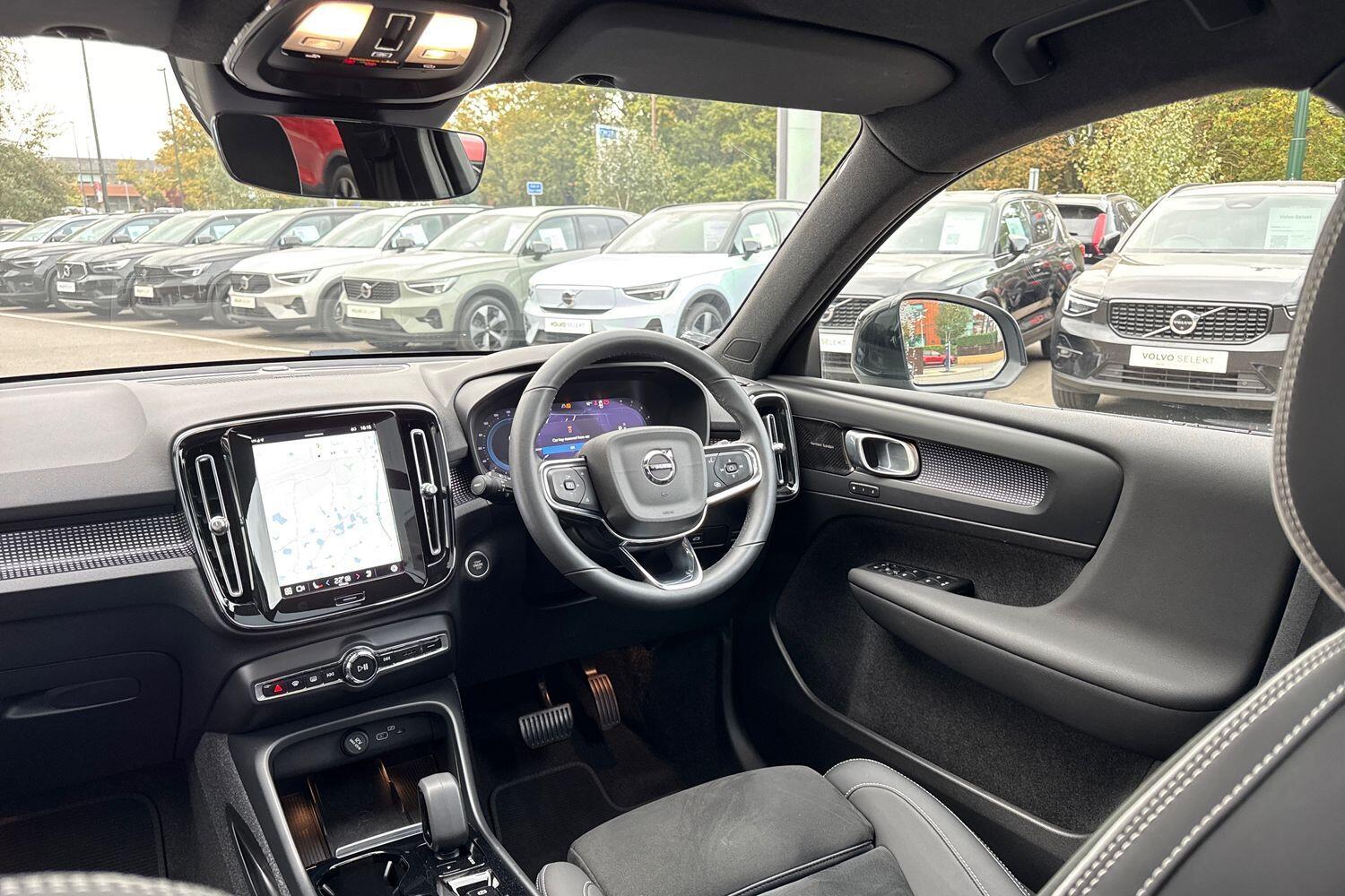 Used Volvo XC40 2022 for sale - 76294631: Photo 32