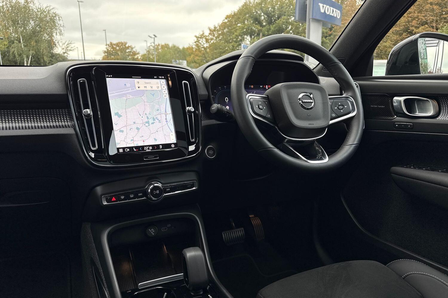 Used Volvo XC40 2022 for sale - 76294631: Photo 34