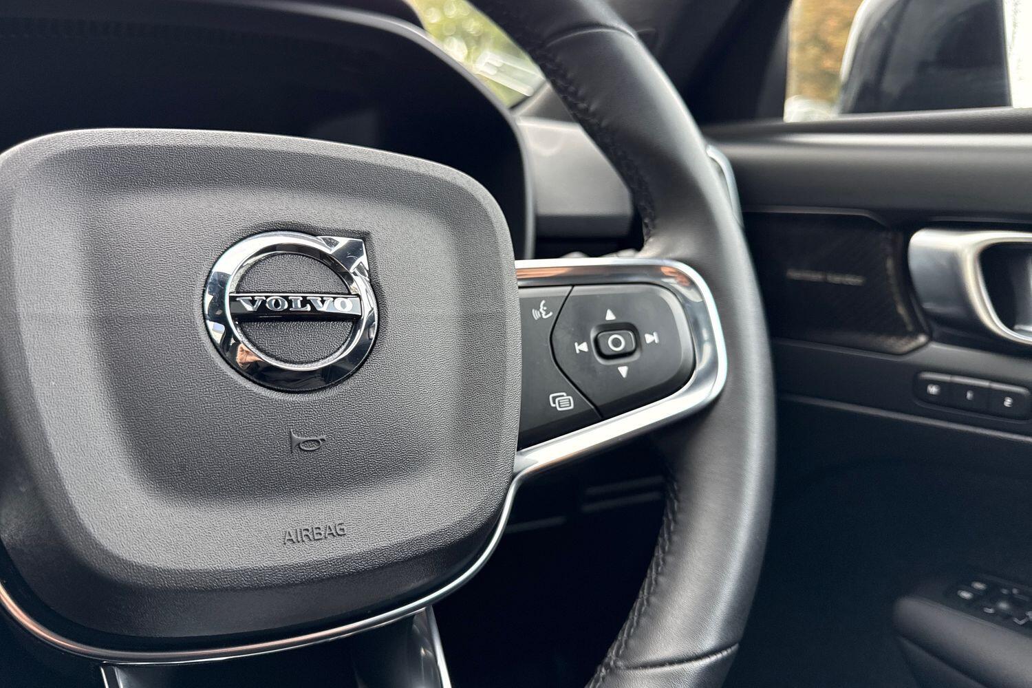 Used Volvo XC40 2022 for sale - 76294631: Photo 36