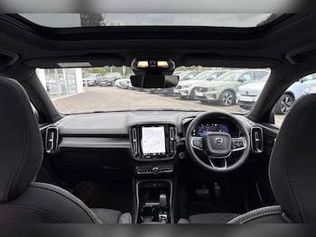 Used Volvo XC40 2022 for sale - 76294631: Photo