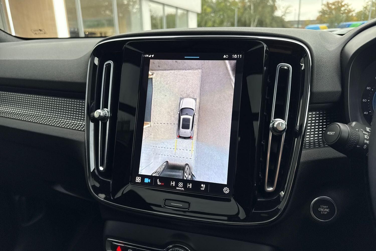 Used Volvo XC40 2022 for sale - 76294631: Photo 4