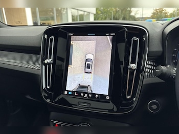 Used Volvo XC40 2022 for sale - 76294631: Photo