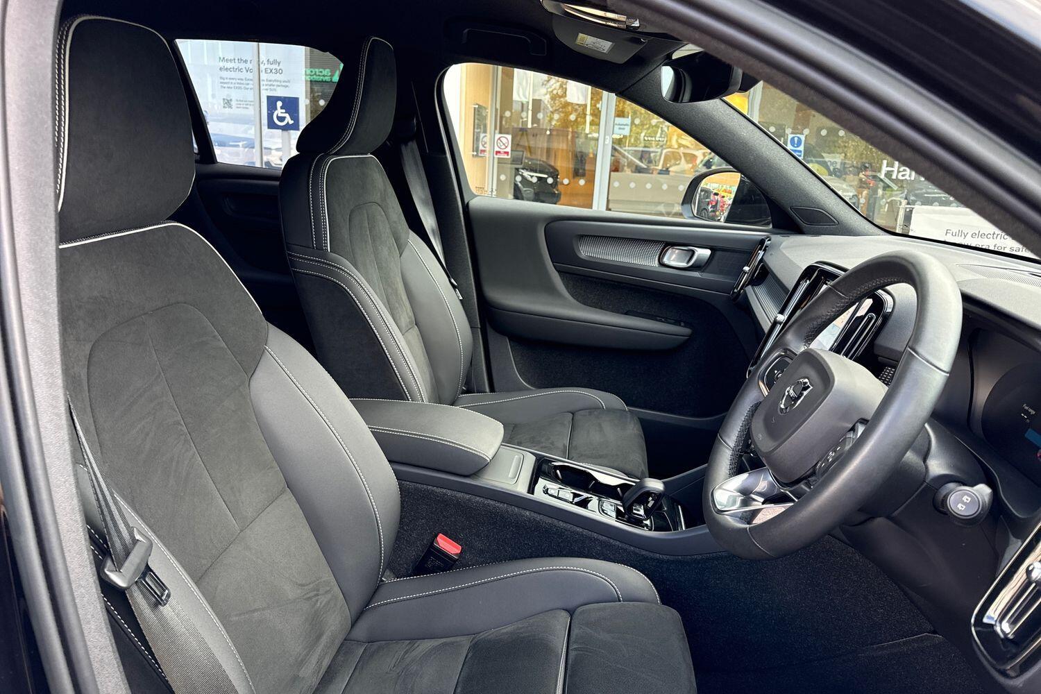 Used Volvo XC40 2022 for sale - 76370553: Photo 25