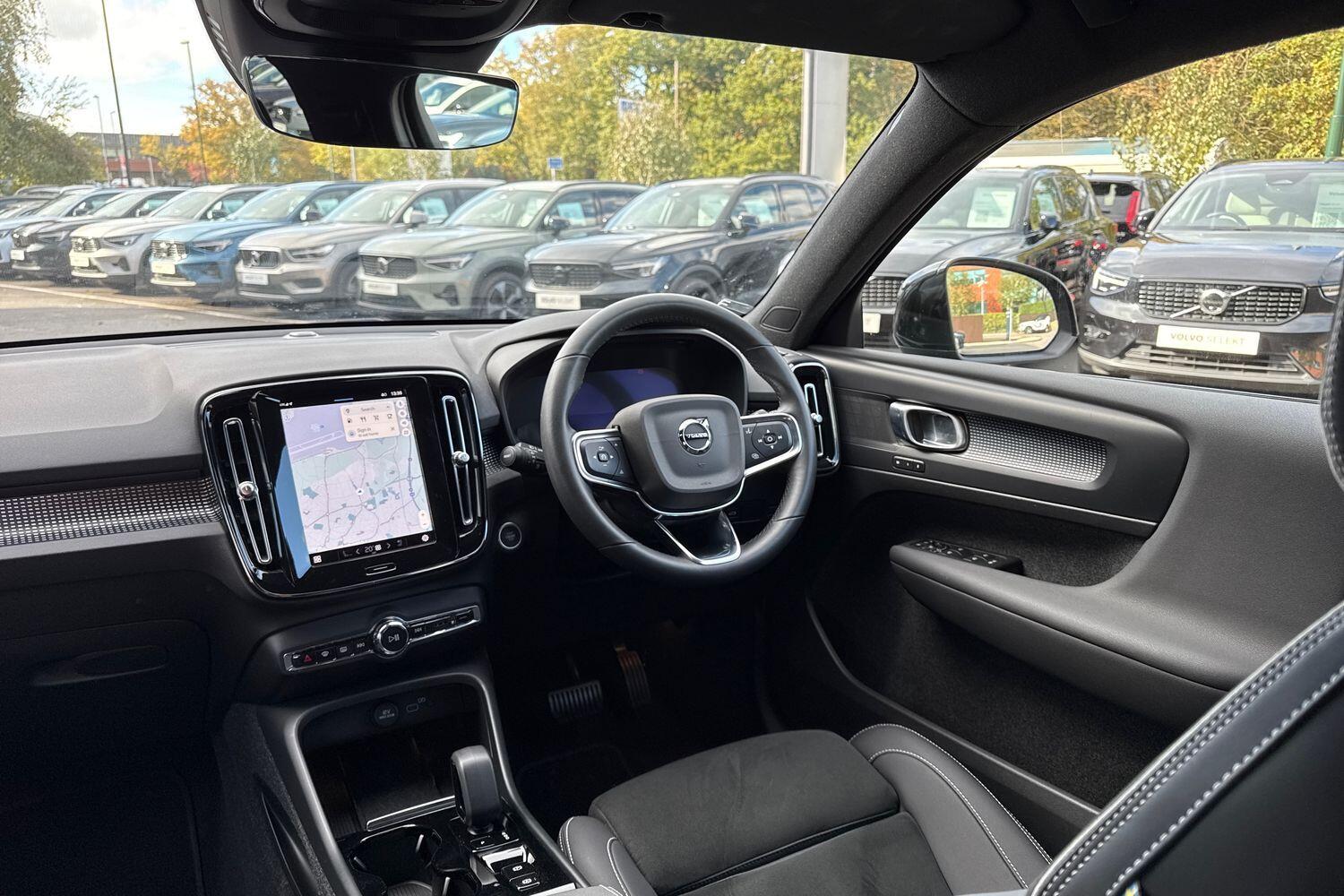 Used Volvo XC40 2022 for sale - 76370553: Photo 32