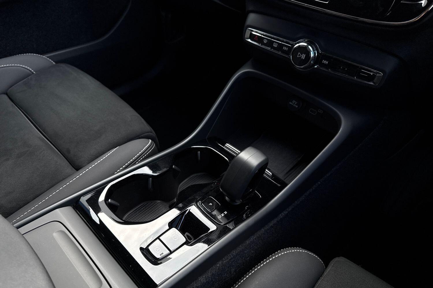 Used Volvo XC40 2022 for sale - 76370553: Photo 42