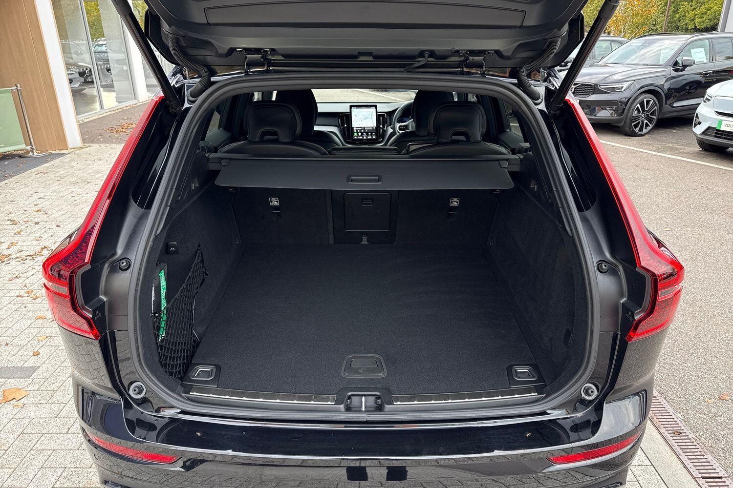 Used Volvo XC60 2025 for sale - 76499228: Photo 20