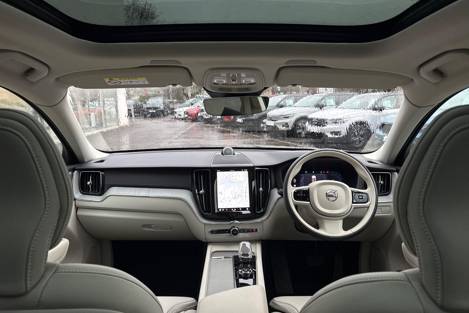 Used Volvo XC60 2025 for sale - 77291281: Photo 3