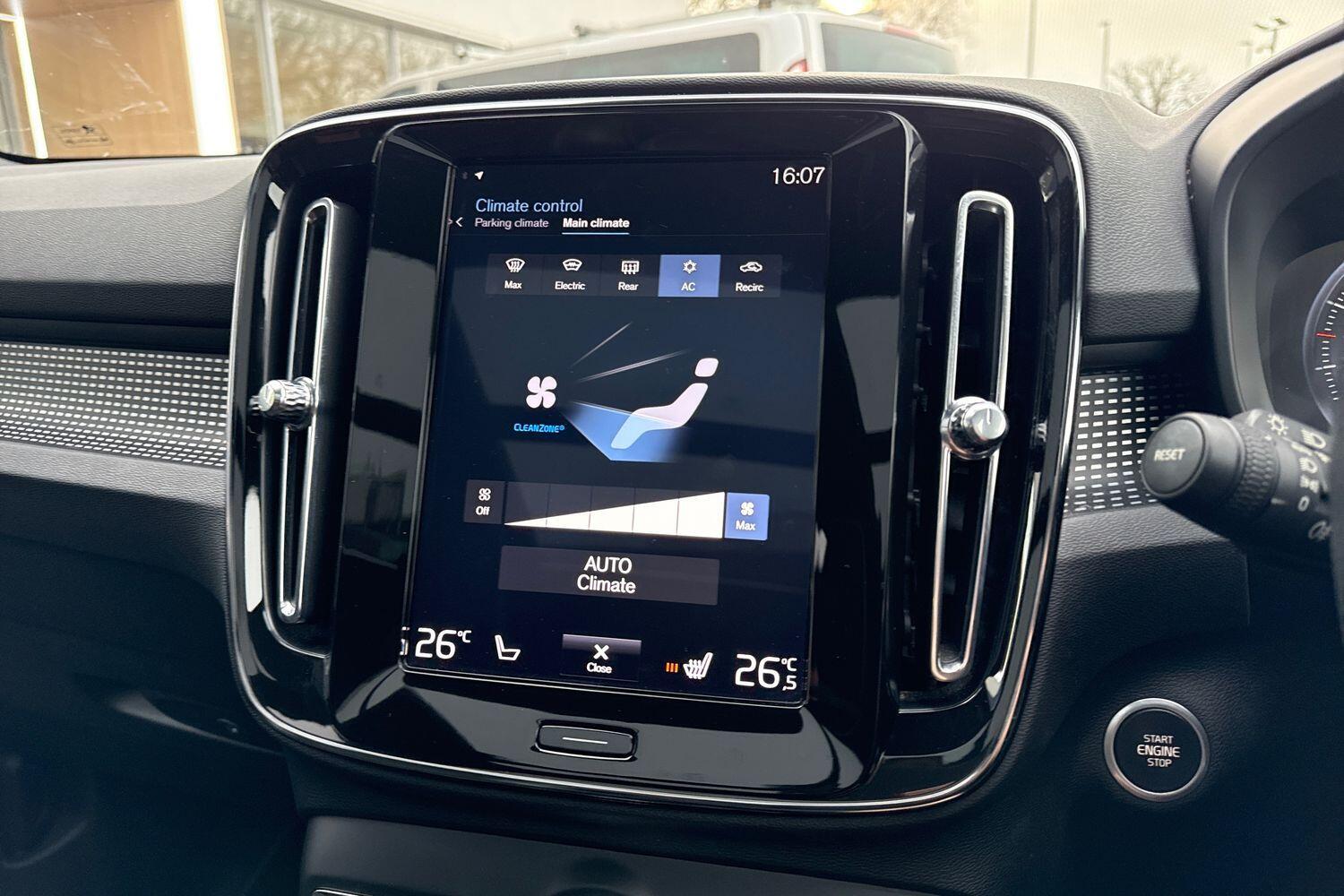 Used Volvo XC40 2020 for sale - 77658440: Photo 38