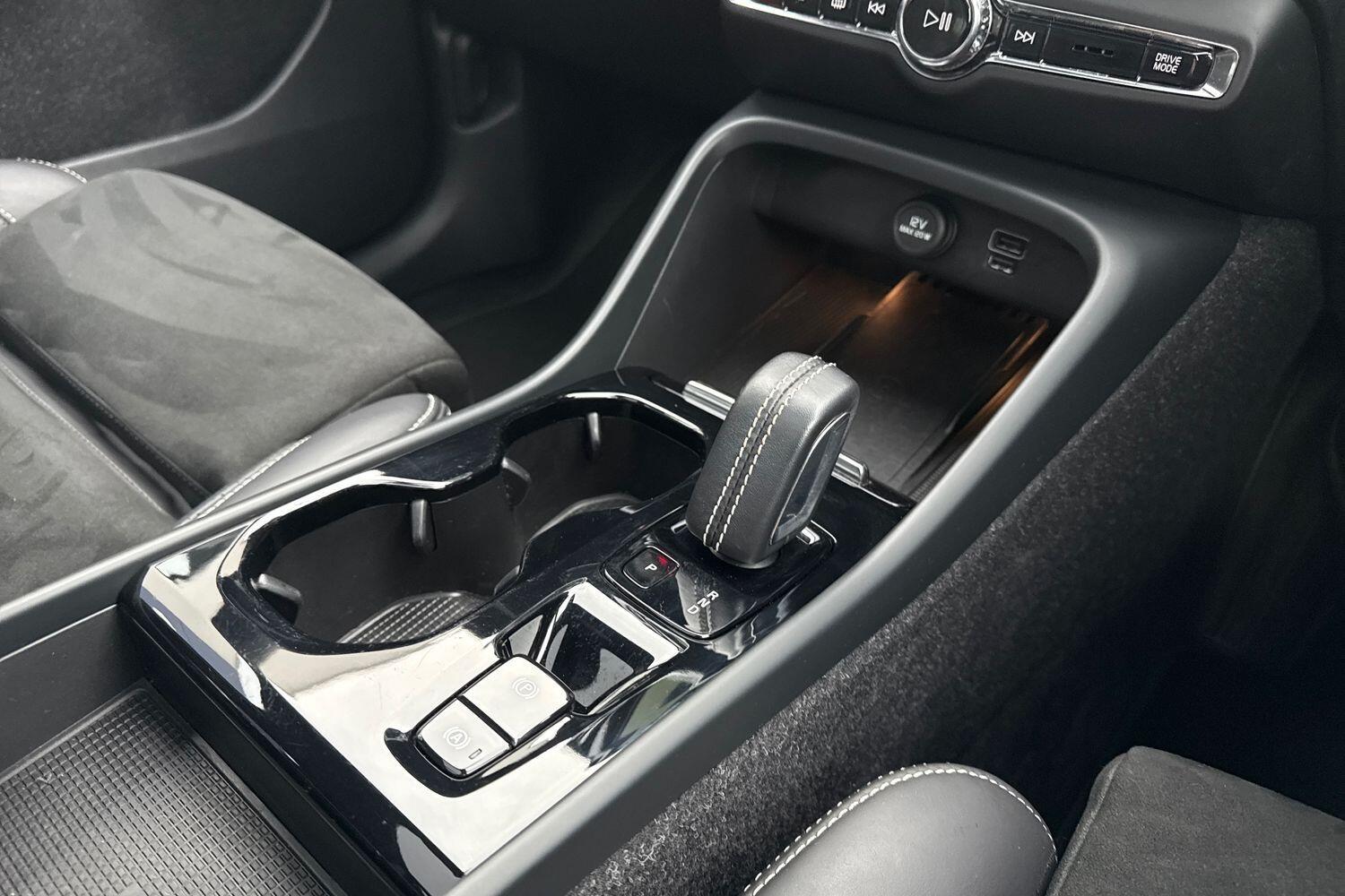 Used Volvo XC40 2020 for sale - 77658440: Photo 44