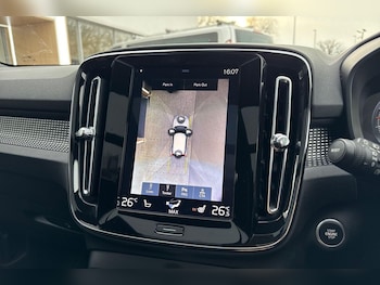 Used Volvo XC40 2020 for sale - 77658440: Photo