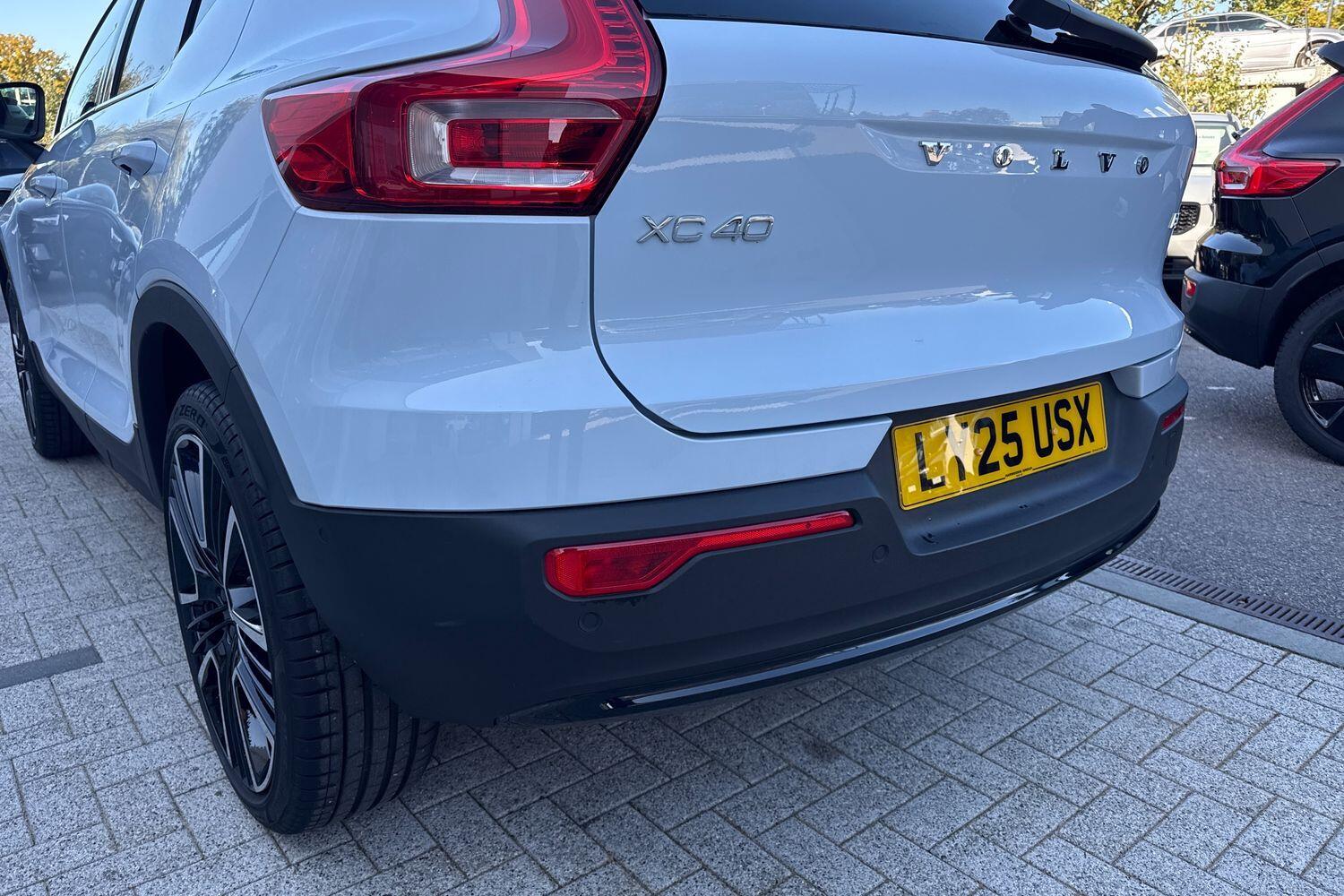 Used Volvo XC40 2025 for sale - 76645395: Photo 17