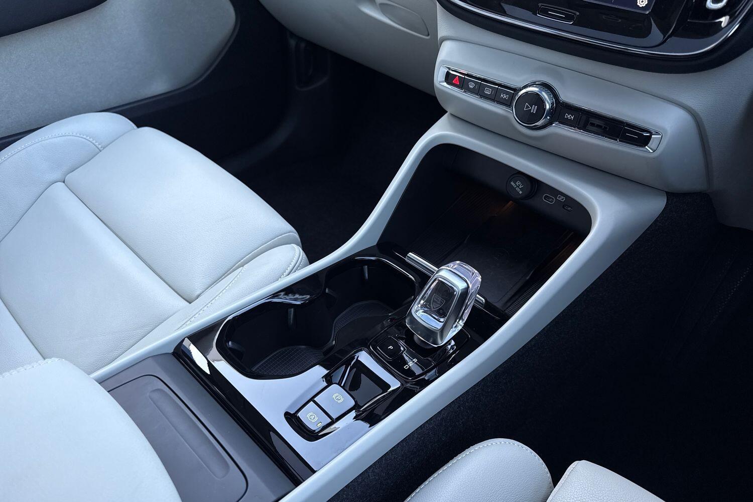 Used Volvo XC40 2025 for sale - 76645395: Photo 44