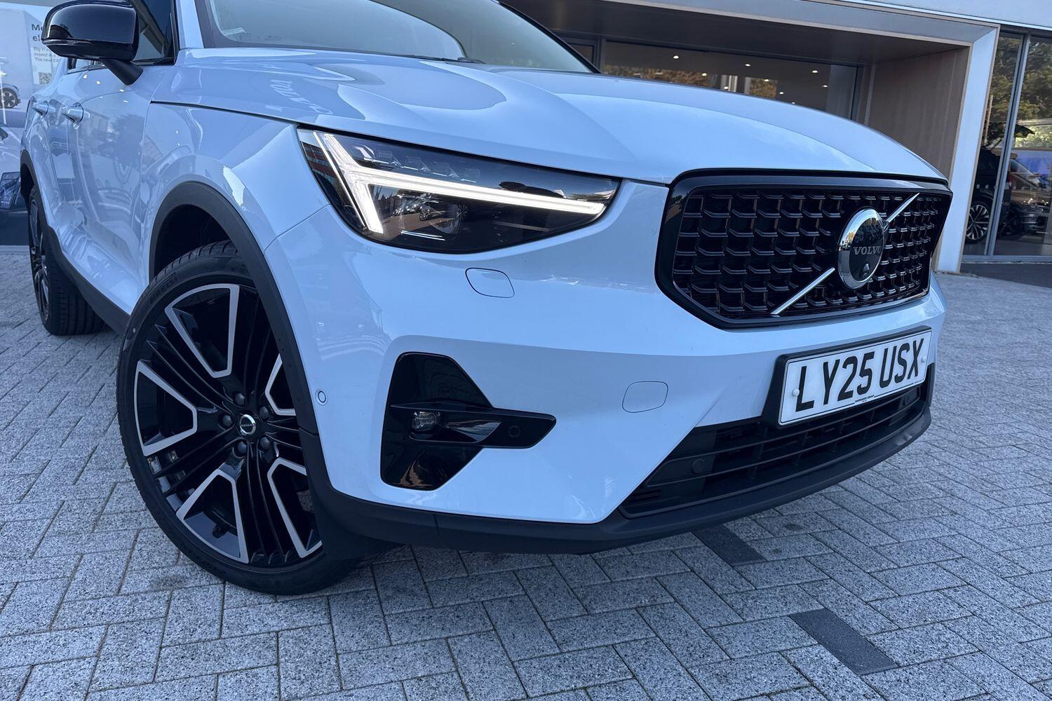 Used Volvo XC40 2025 for sale - 76645395: Photo 6
