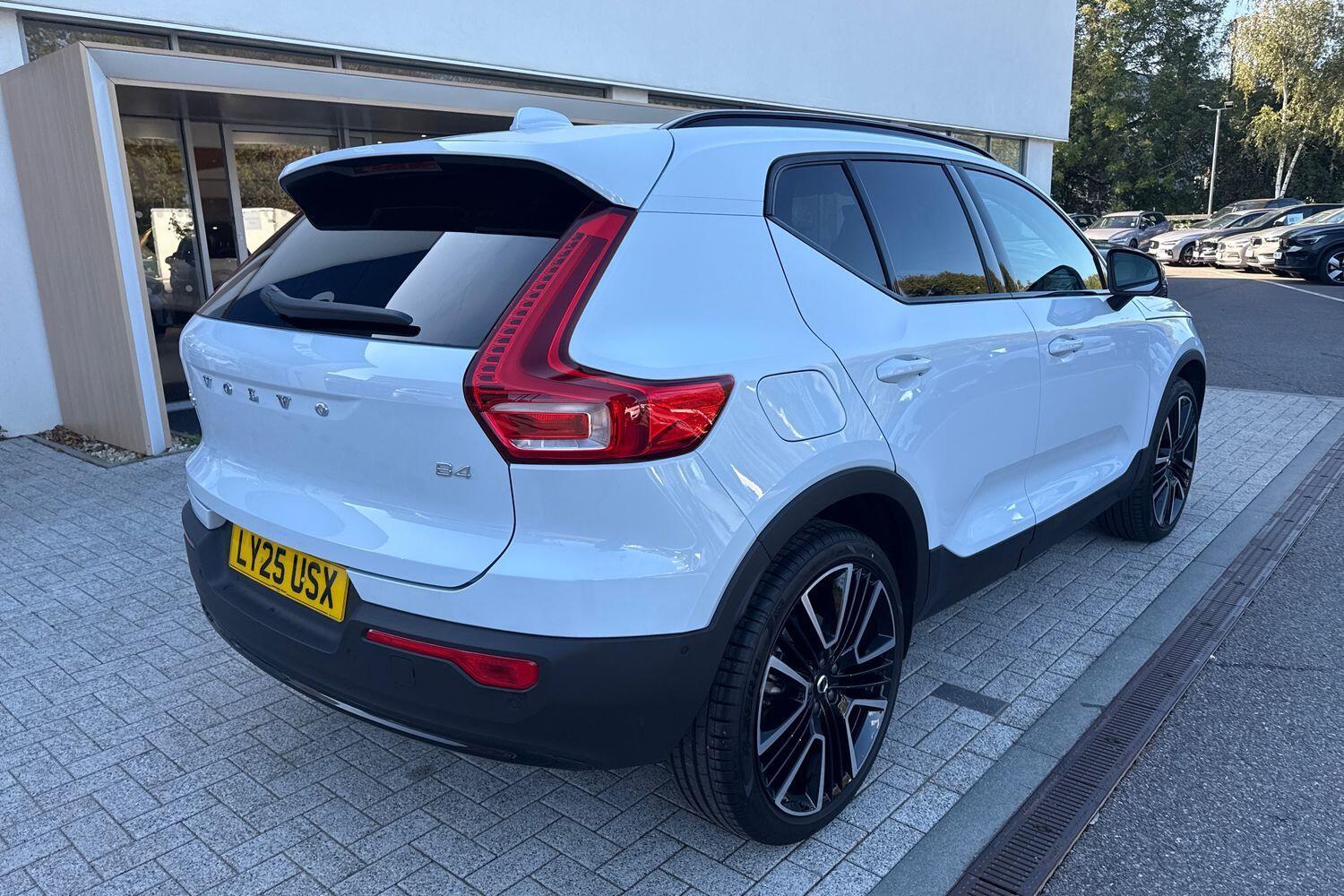 Used Volvo XC40 2025 for sale - 76645395: Photo 7