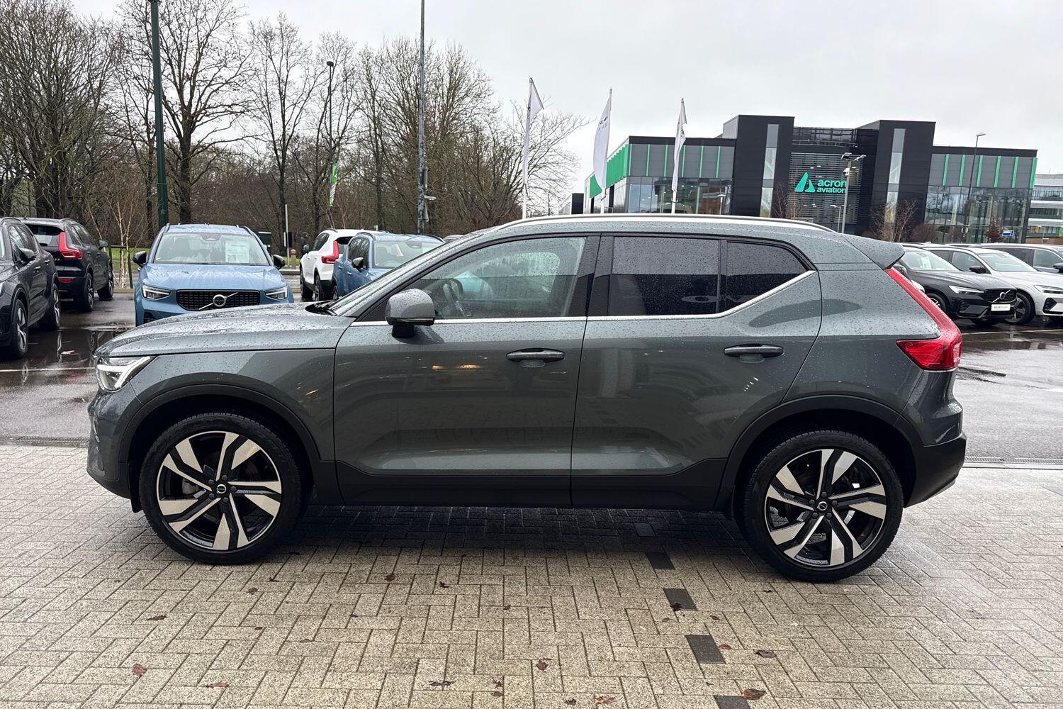 Used Volvo XC40 2025 for sale - 77345562: Photo 11