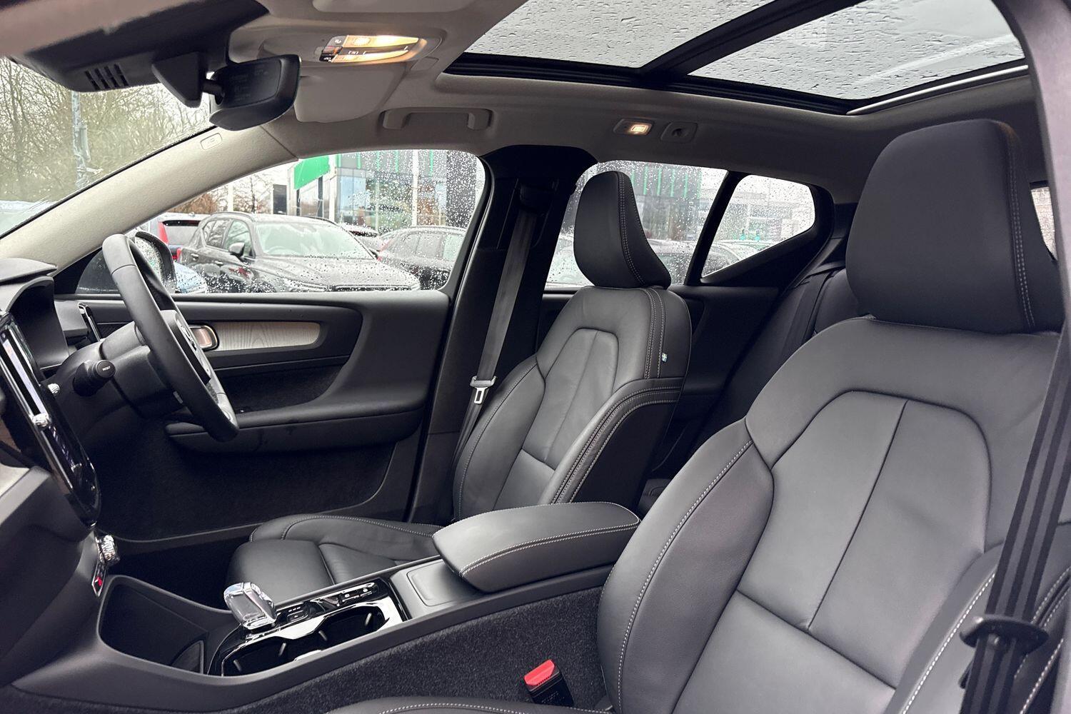 Used Volvo XC40 2025 for sale - 77345562: Photo 28