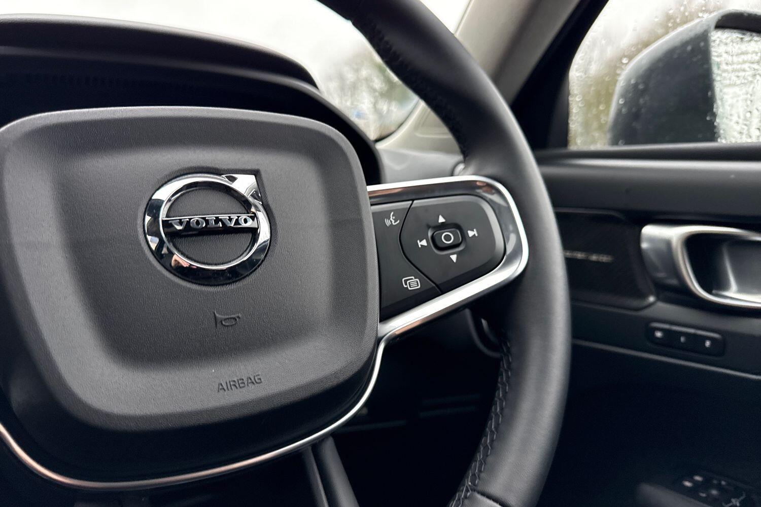 Used Volvo XC40 2025 for sale - 77345562: Photo 37